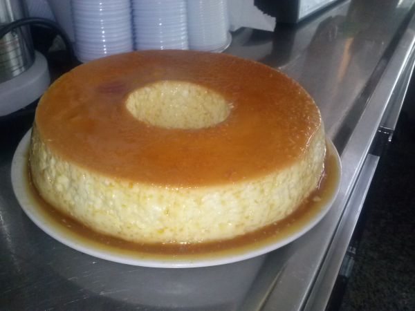 Pudim de Leite condensado vários sabores.