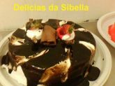 Torta de chocolate com pedaços de chocolate